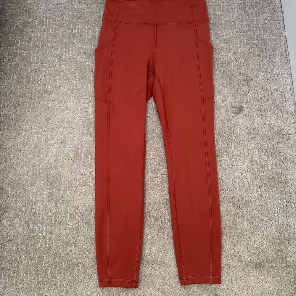 Lululemon High-Waisted Pocketed Leggings - 6